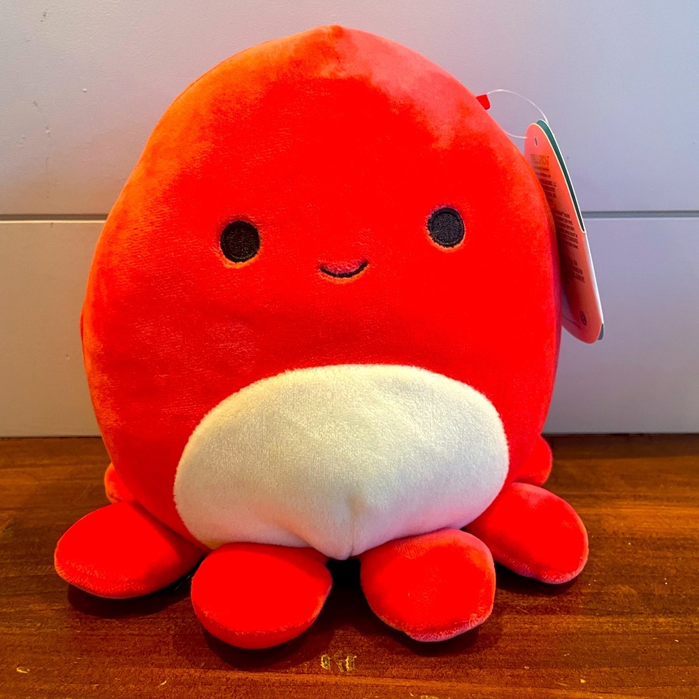 Veronica the red octopus Squishmallow. NWT.